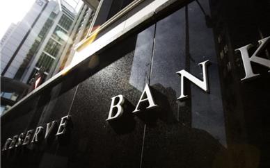 بانک مرکزی استرالیا افزایش نرخ بهره را پس از ده افزایش متوالی متوقف می کند