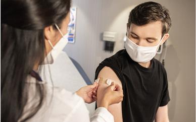 دنیل اندروز اعلام کرد با افزایش نرخ واکسیناسیون در ایالت ویکتوریا، بازگشایی زودتر اتفاق خواهد افتاد
